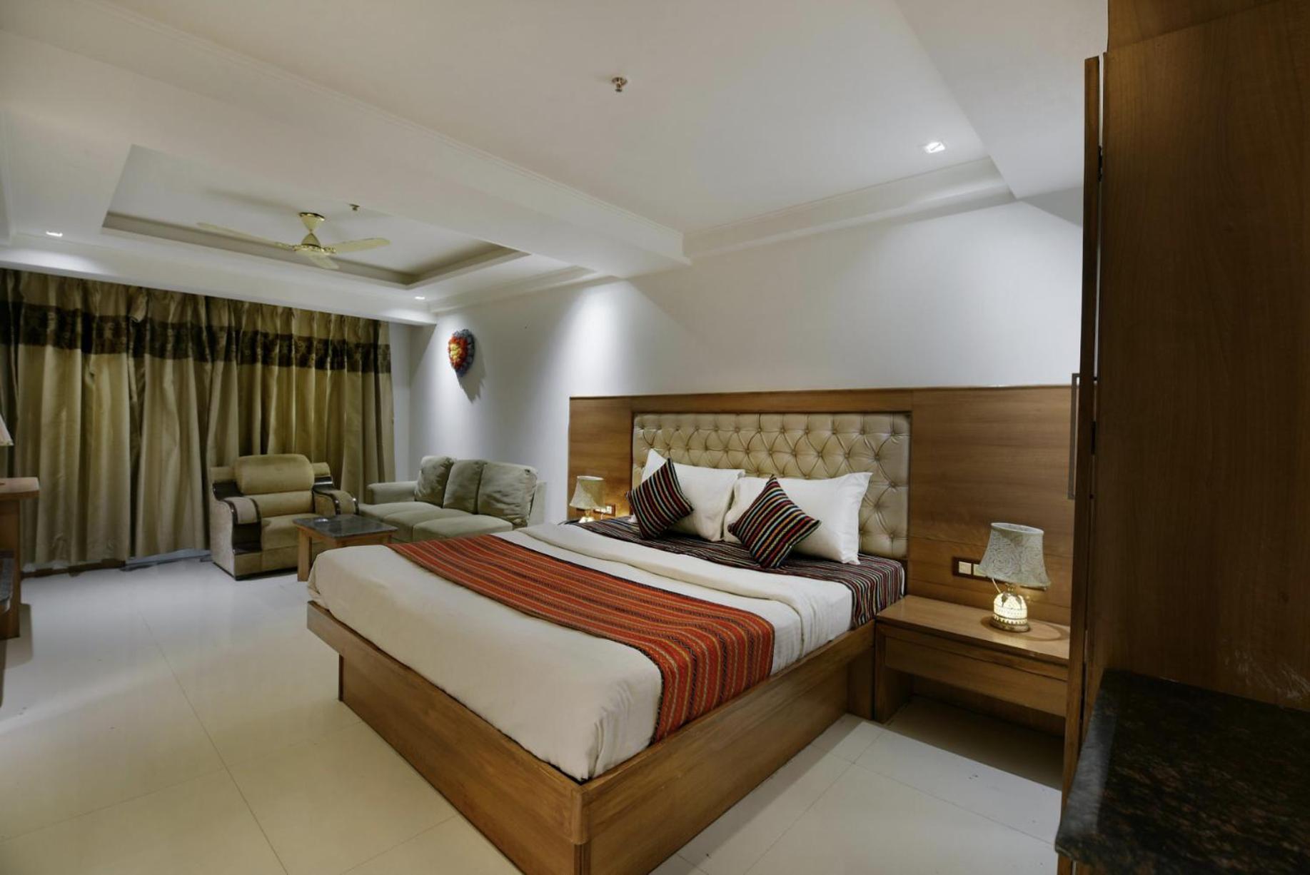 Hotel Lotus Paradise - Banquet & Dining - Near Murthal Sukhdev Rāi Exterior foto